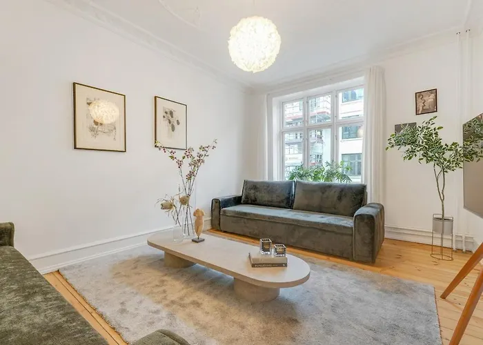 Homely And Spacious Apt In Cph