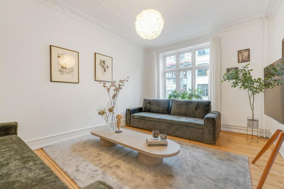 Homely And Spacious In Cph
